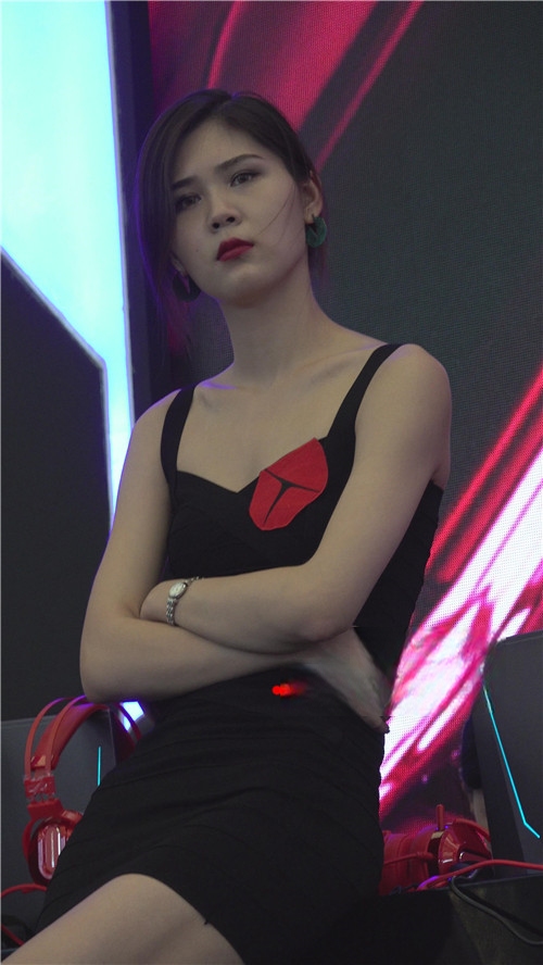 7653bxpf1xf0nrk.jpg