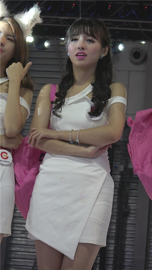 7390rwynlhfctlv.jpg