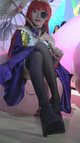 7387xdu2lg014o5.jpg