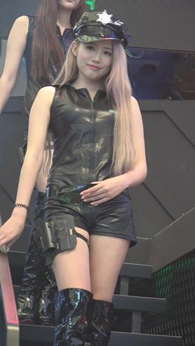 7342jum3lywyyp1.jpg