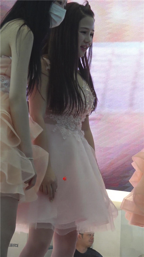 7327vyqgqdhxg5x.jpg