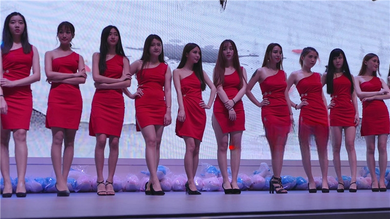 7307faiit1mr35v.jpg