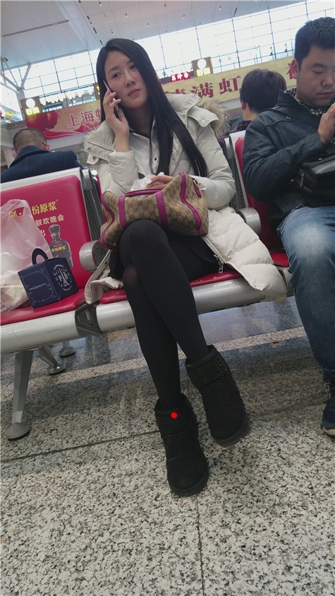 6825zh221ko5t2r.jpg
