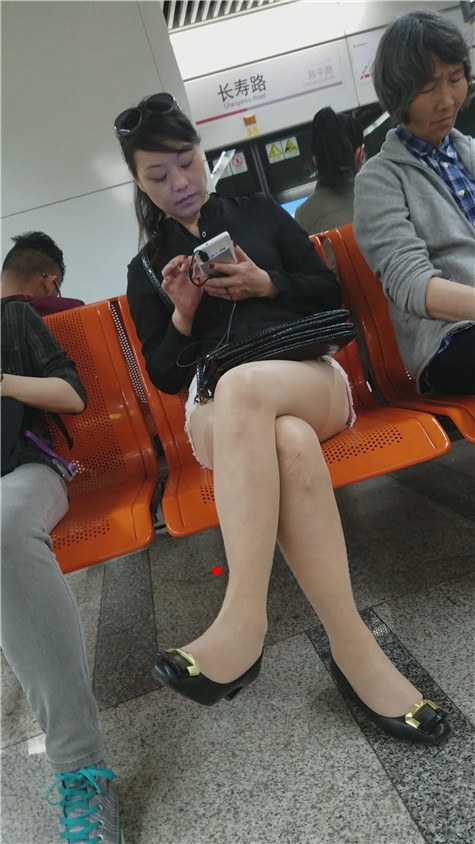 6793i0teb4rkhi3.jpg