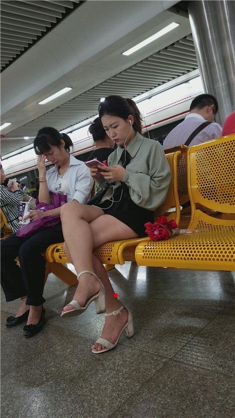 67312qxdqfg45q4.jpg