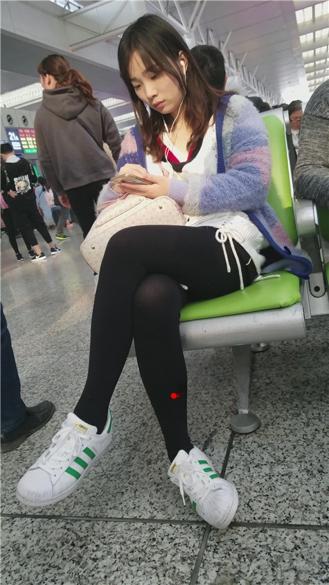 6730s1fntsp0ok0.jpg
