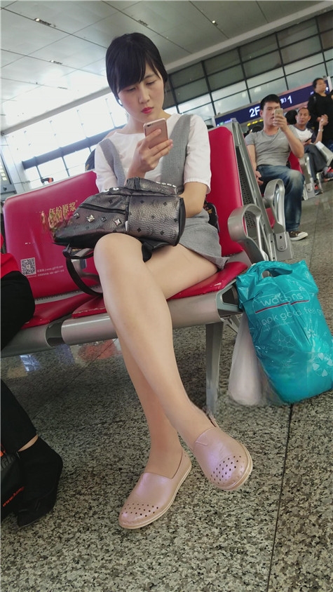 6720bxjiyk05ino.jpg