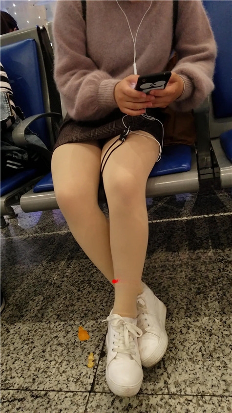 5816lxkt4rfnk2v.jpg