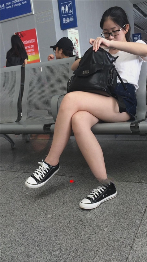 57873ftzqqyhr31.jpg