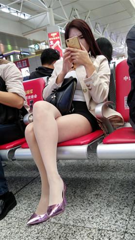 5777shrbl02qnbz.jpg