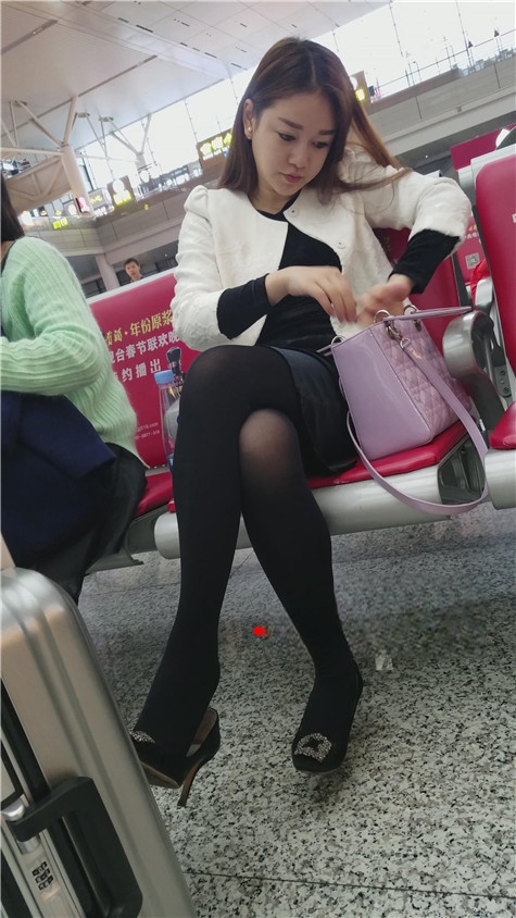 648925kyadda53r.jpg