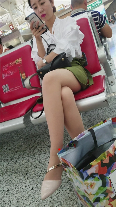 64792e0qsyq044g.jpg