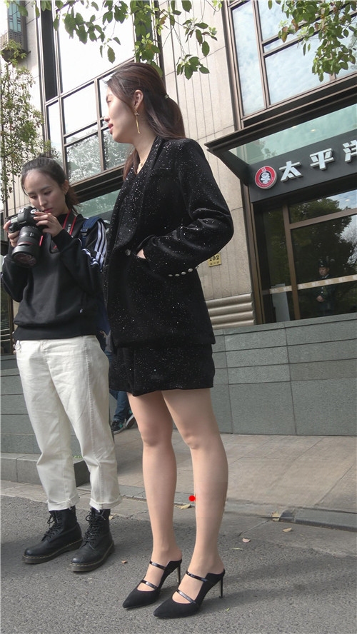 10286aavqke4qt0l.jpg