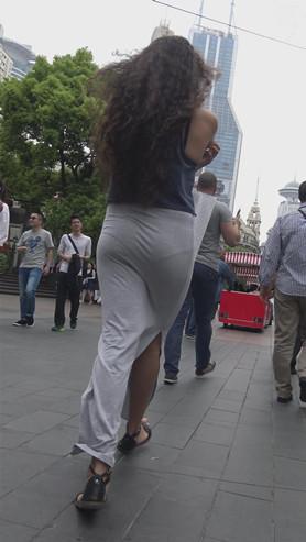 7963q2nqimelybn.jpg