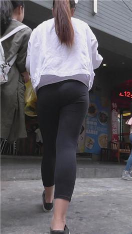1442mlilpdtgpc0.jpg