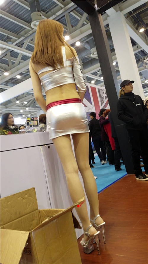 9292f1j41f4sjpm.jpg