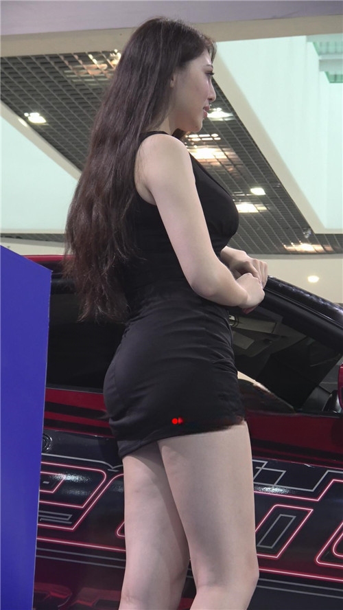 7697bwy3lte4or3.jpg