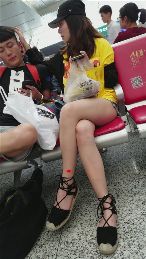 6710znxq0b4bvjh.jpg