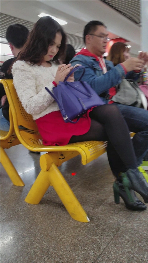 6680nui5j23vcmj.jpg