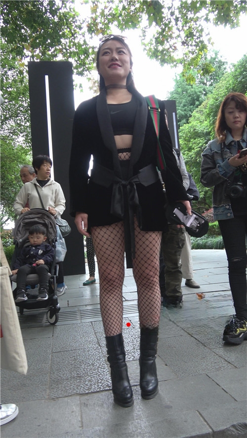 10247jdc1q0cyyhs.jpg