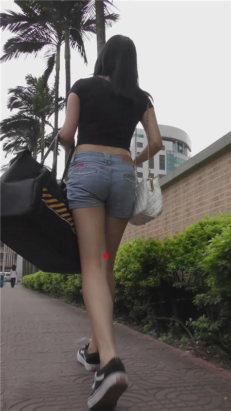5876bf0q110p42d.jpg