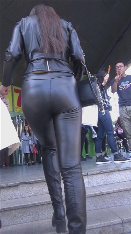 1751iks0j2aoccx.jpg