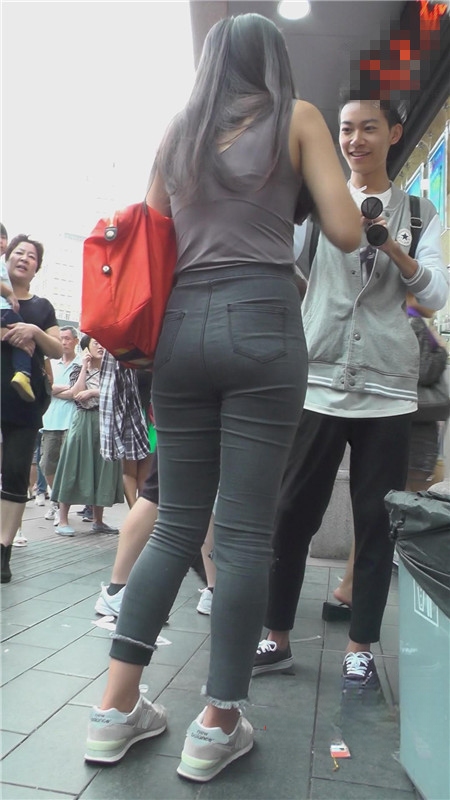 16931nj4bb0vpqf.jpg