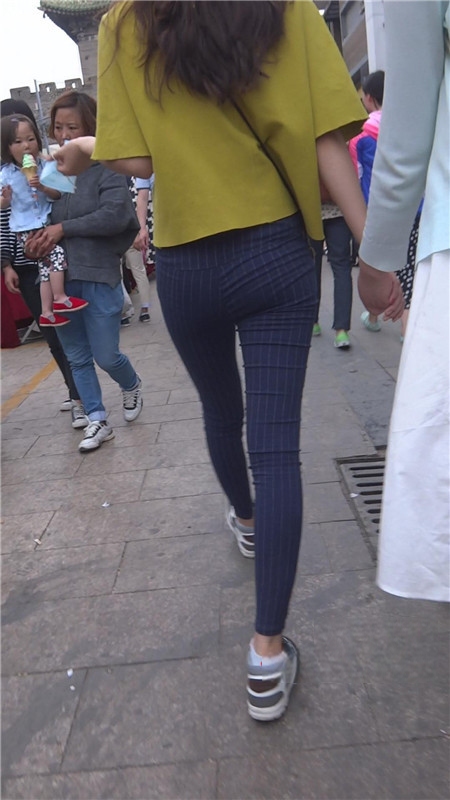 2309lxrbbzpdr5i.jpg