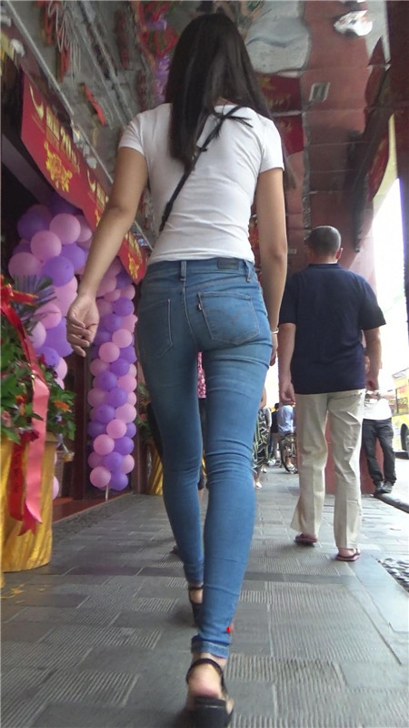 2265tenwpjd1skv.jpg