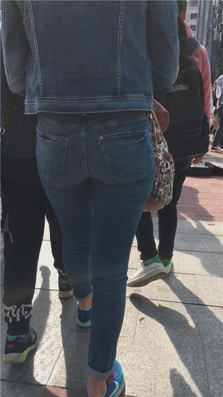 205704jwnz0kvsz.jpg
