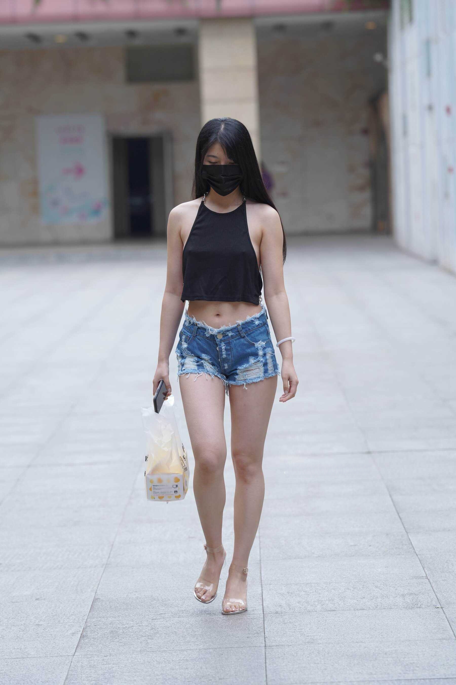 1330915mthtkks4x.jpg