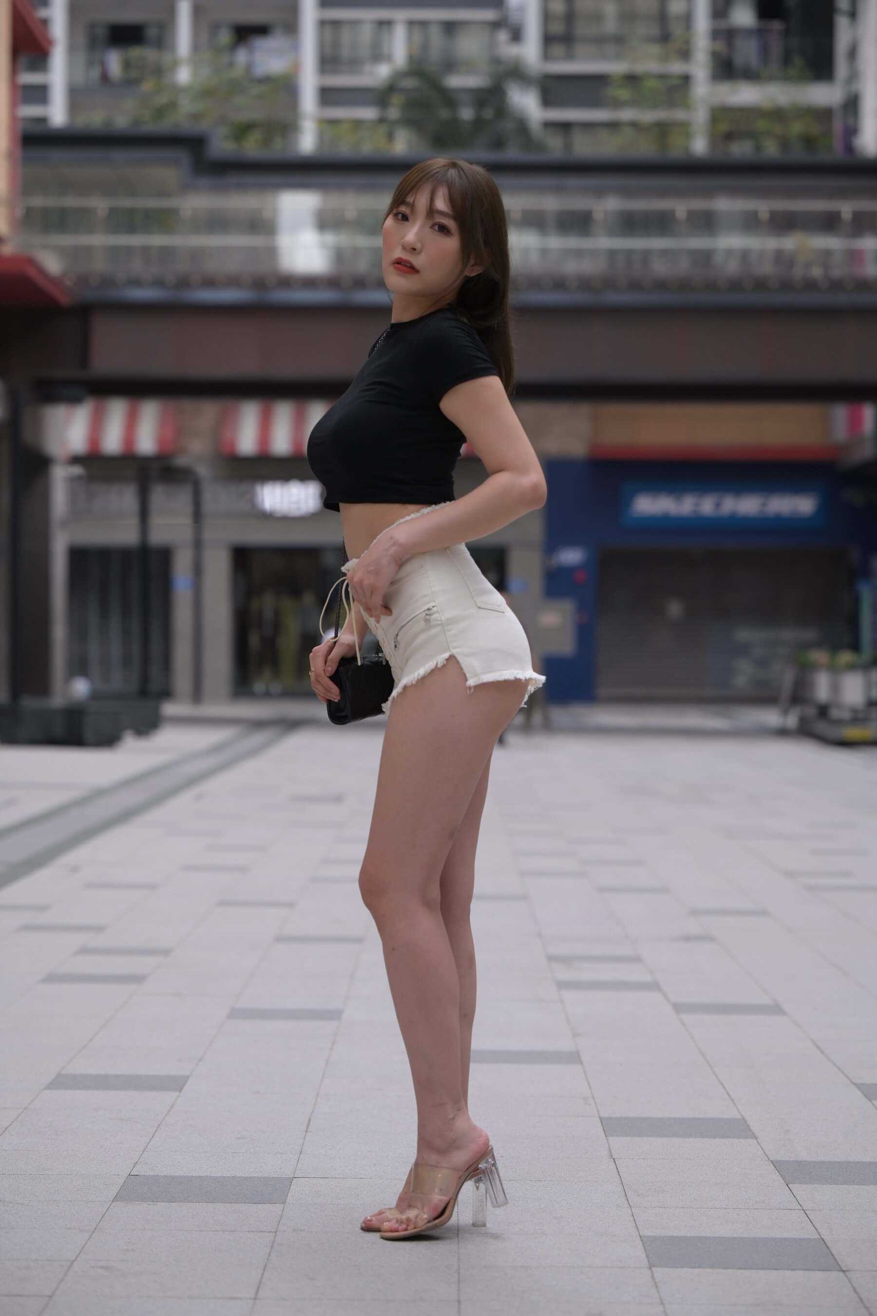 13182cot5h1p2o4c.jpg