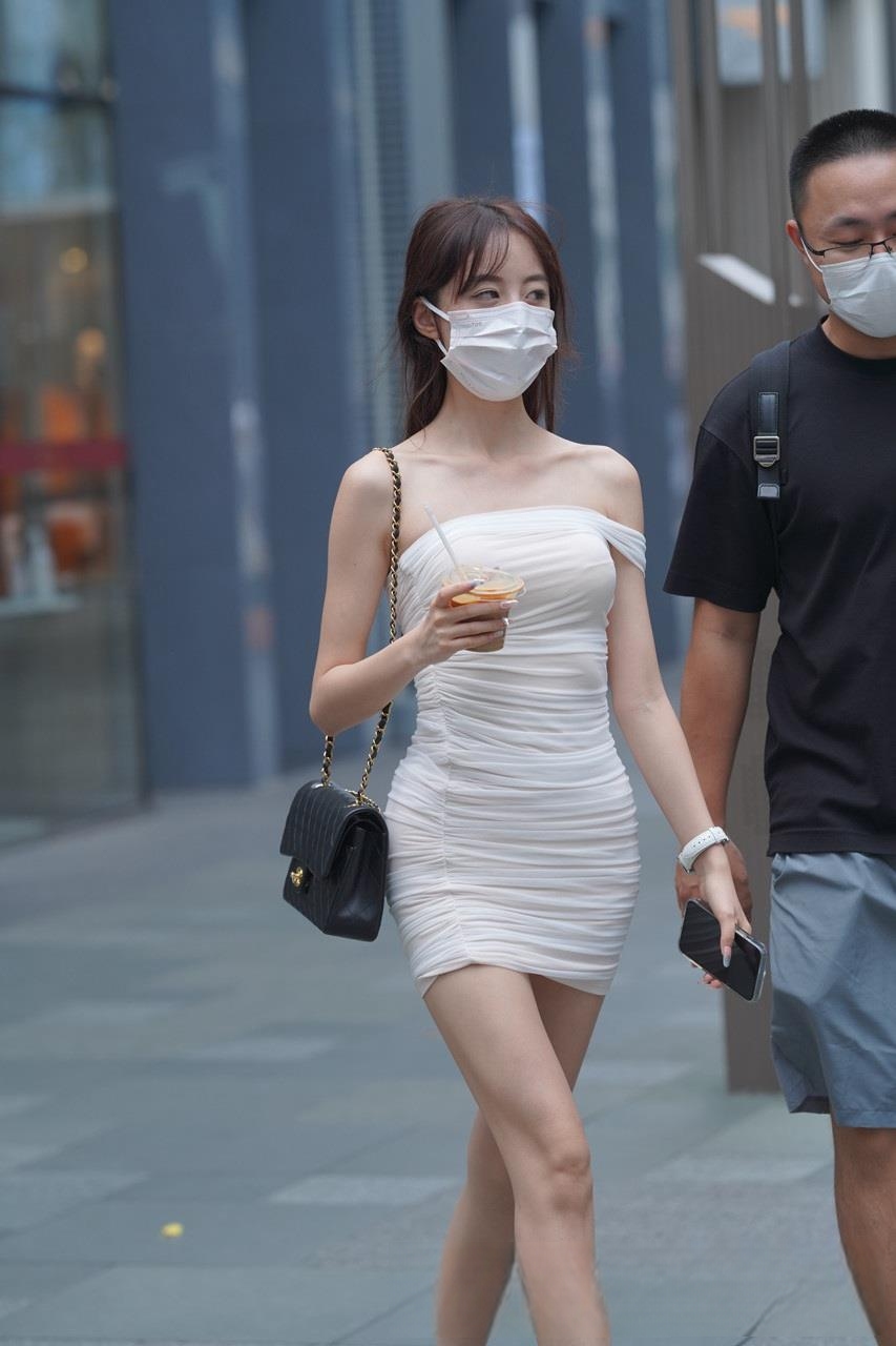 JPK71069-3qzewfmknnq.jpg