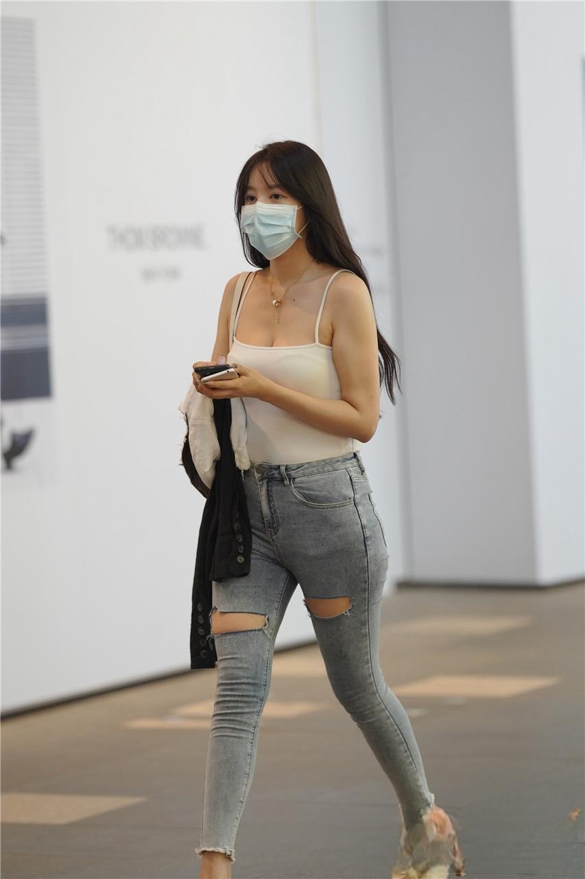 JPK70944-ihpxtmtgk4u.jpg
