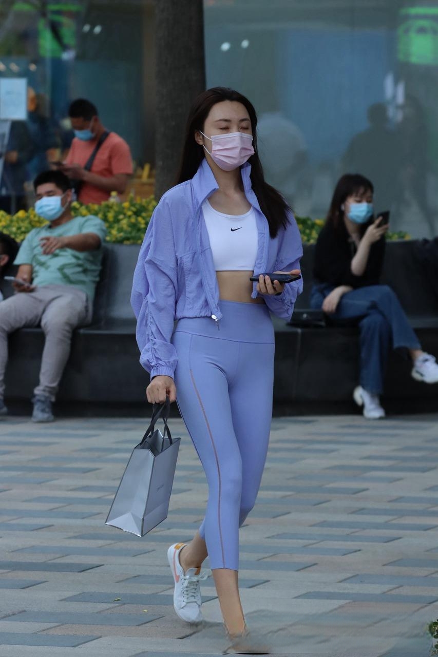 JPK70763-flmj023iftl.jpg