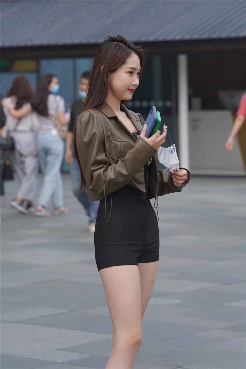 JPK70995-onkqq4ape1p.jpg
