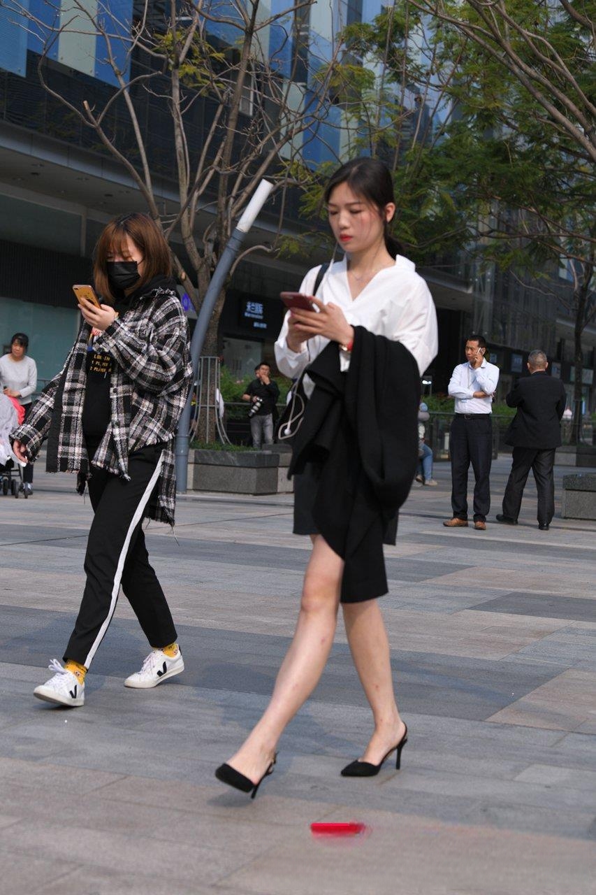 JPK63680-mq04slhtpg4.jpg