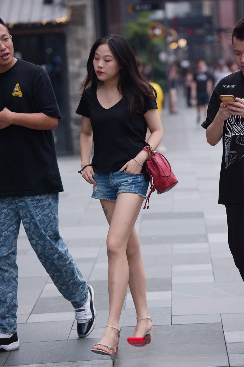 JPK62835-srcrfp1ol5k.jpg
