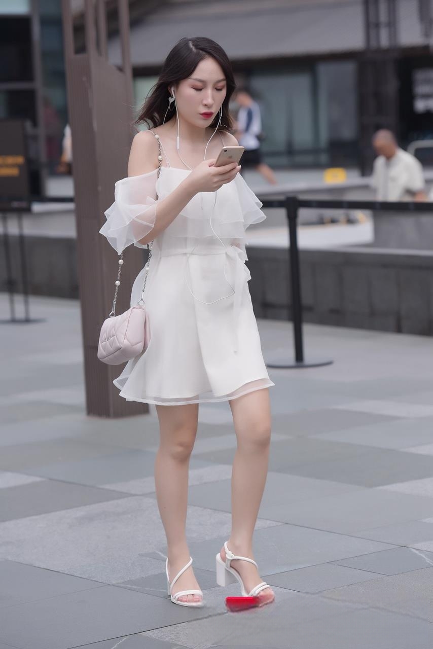JPK62165-tmcluqhusci.jpg