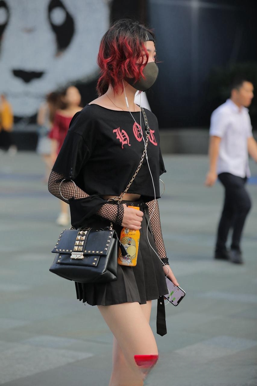 JPK62449-r2cethw2c5m.jpg