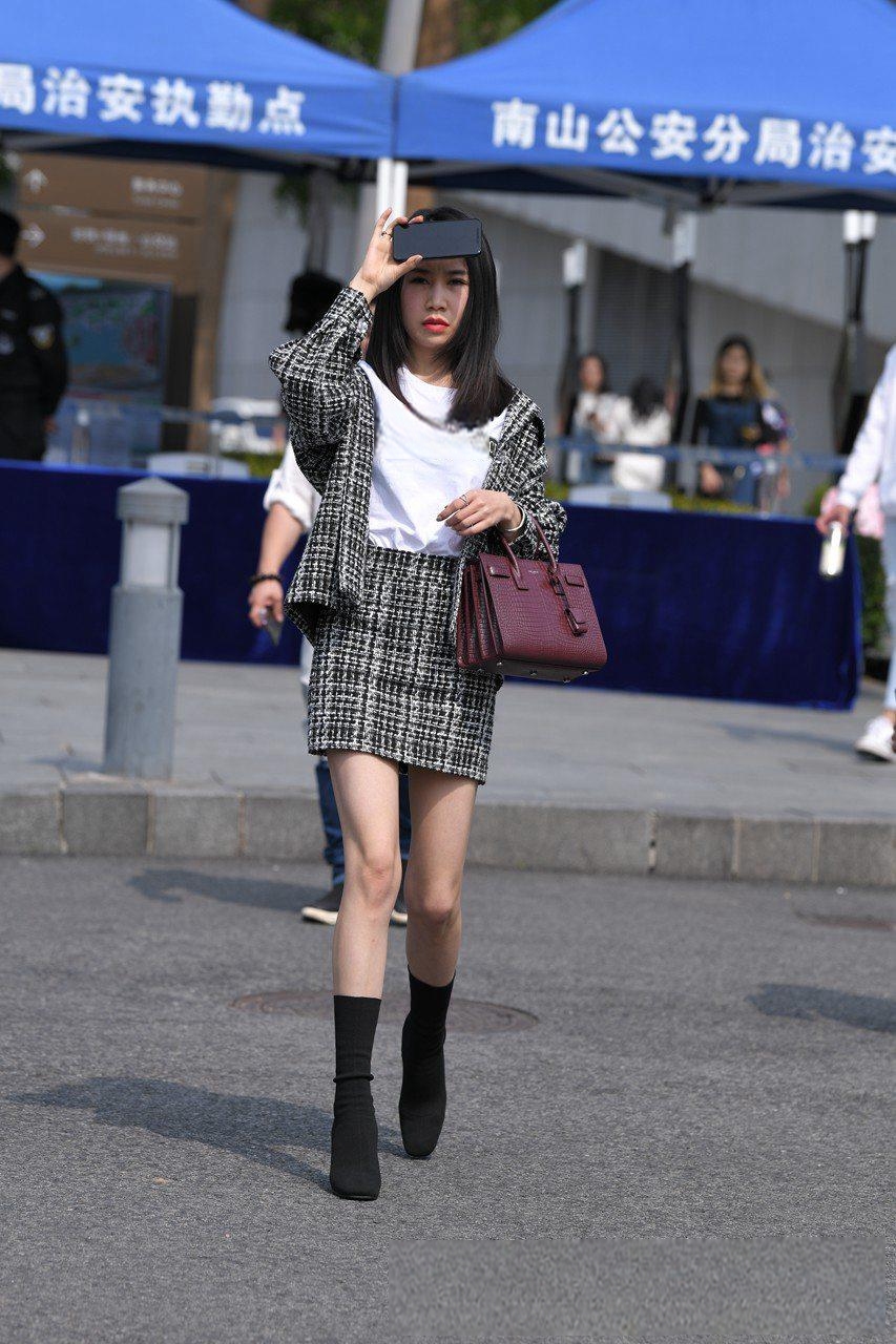 JPK61398-zcfiip21gxn.jpg