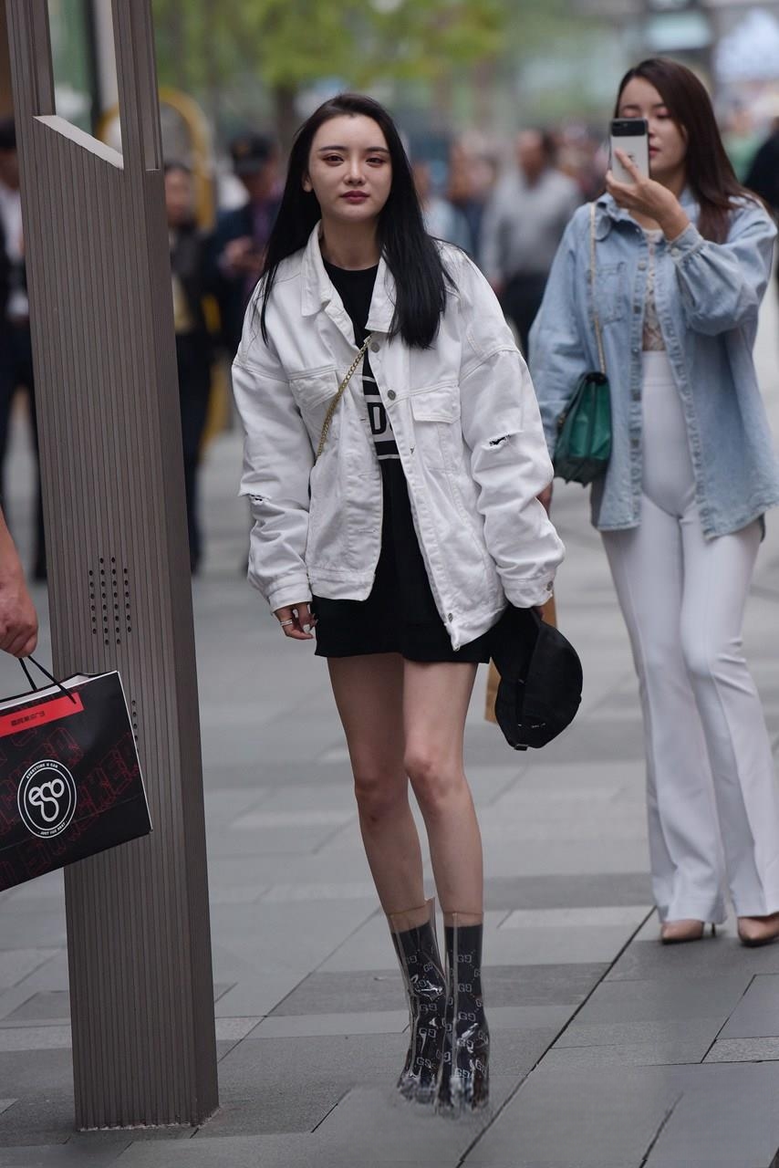 JPK61187-hfhdjndj14u.jpg