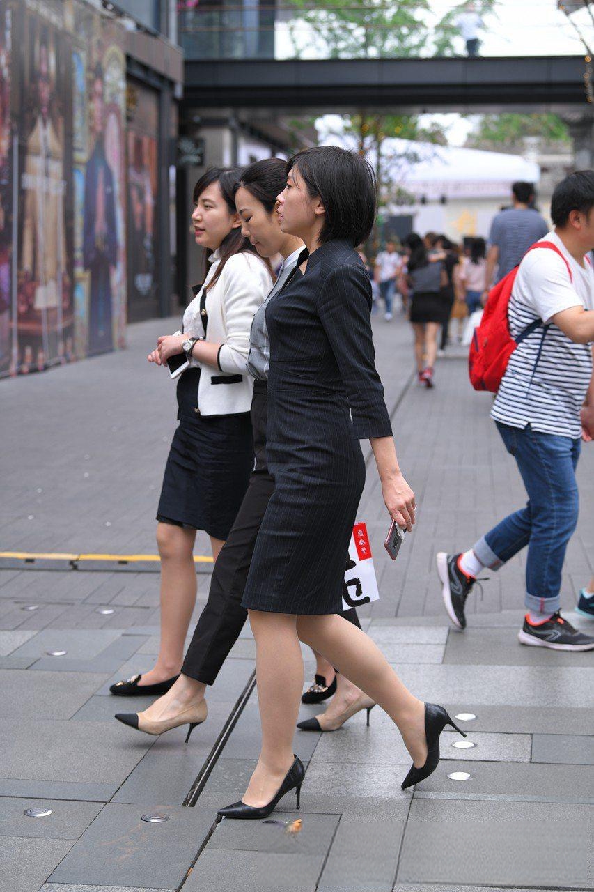 JPK58268-rfel35wdam1.jpg