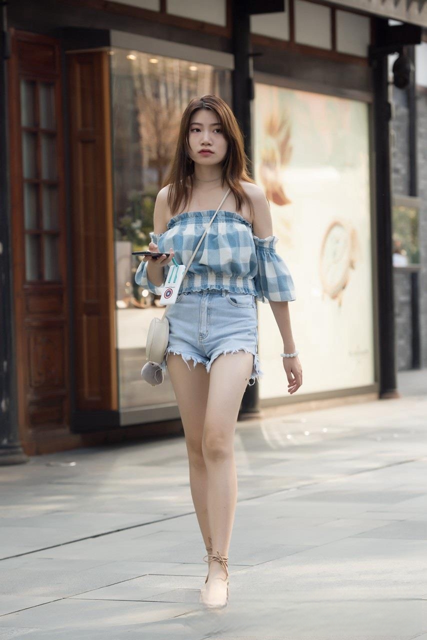 JPK58128-savelnssyey.jpg