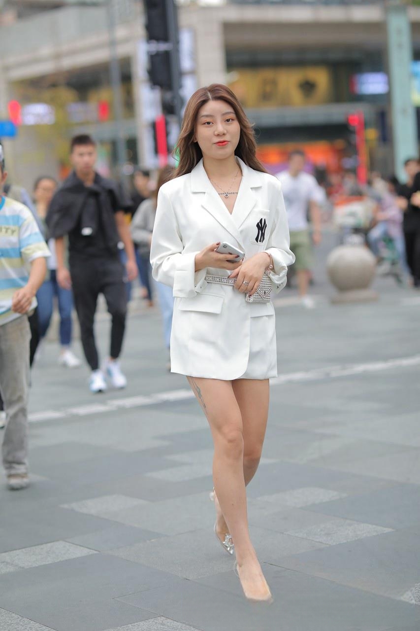 JPK57044-kswz4maiesm.jpg