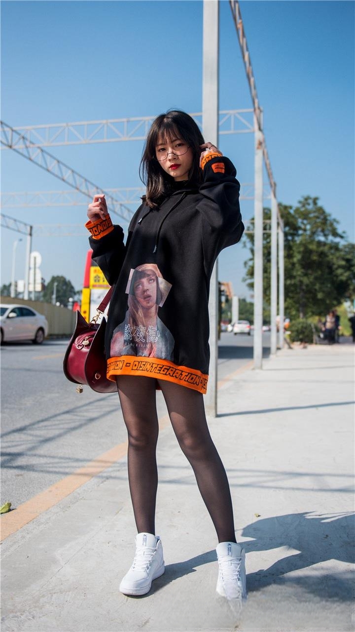 JPK52570-yewil5n14fg.jpg