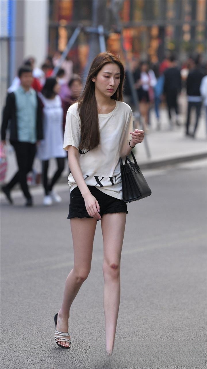 JPK52074-oxfwcc1dv43.jpg
