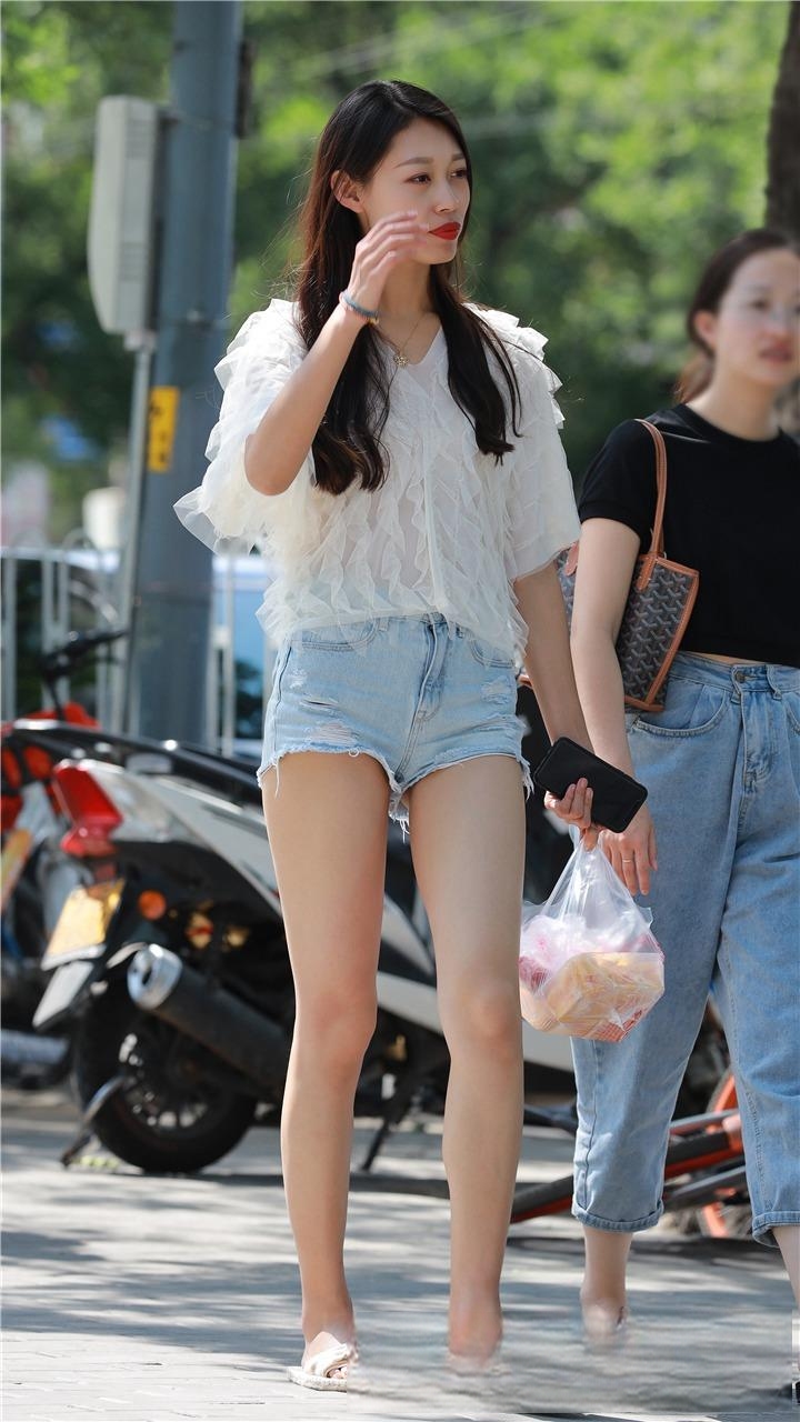 JPK50973-axwhaxwtrbl.jpg