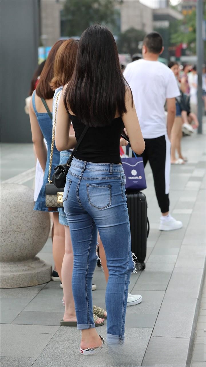 JPK50941-efwb1wvpiqn.jpg