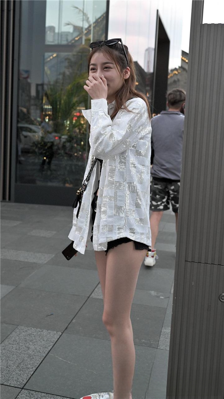 JPK50869-1zn0ouycasy.jpg